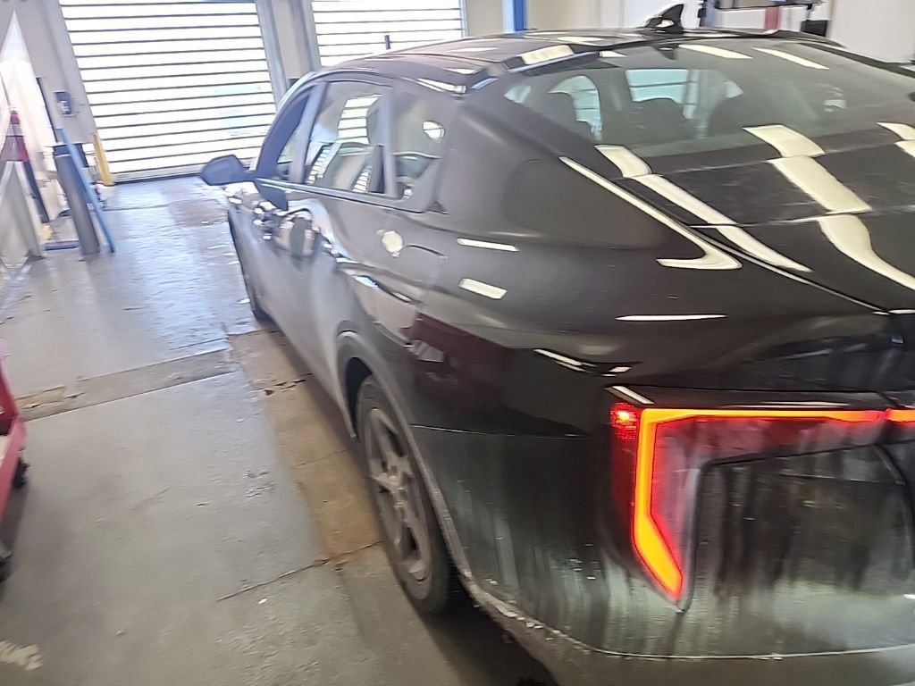 Used 2025 Kia K4 LXS image 3