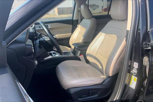 Certified 2023 Ford Explorer Limited AWD/4WD image 7