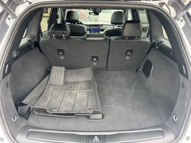 Used 2022 Jeep Grand Cherokee Trailhawk w/ Luxury Tech Group III image 20