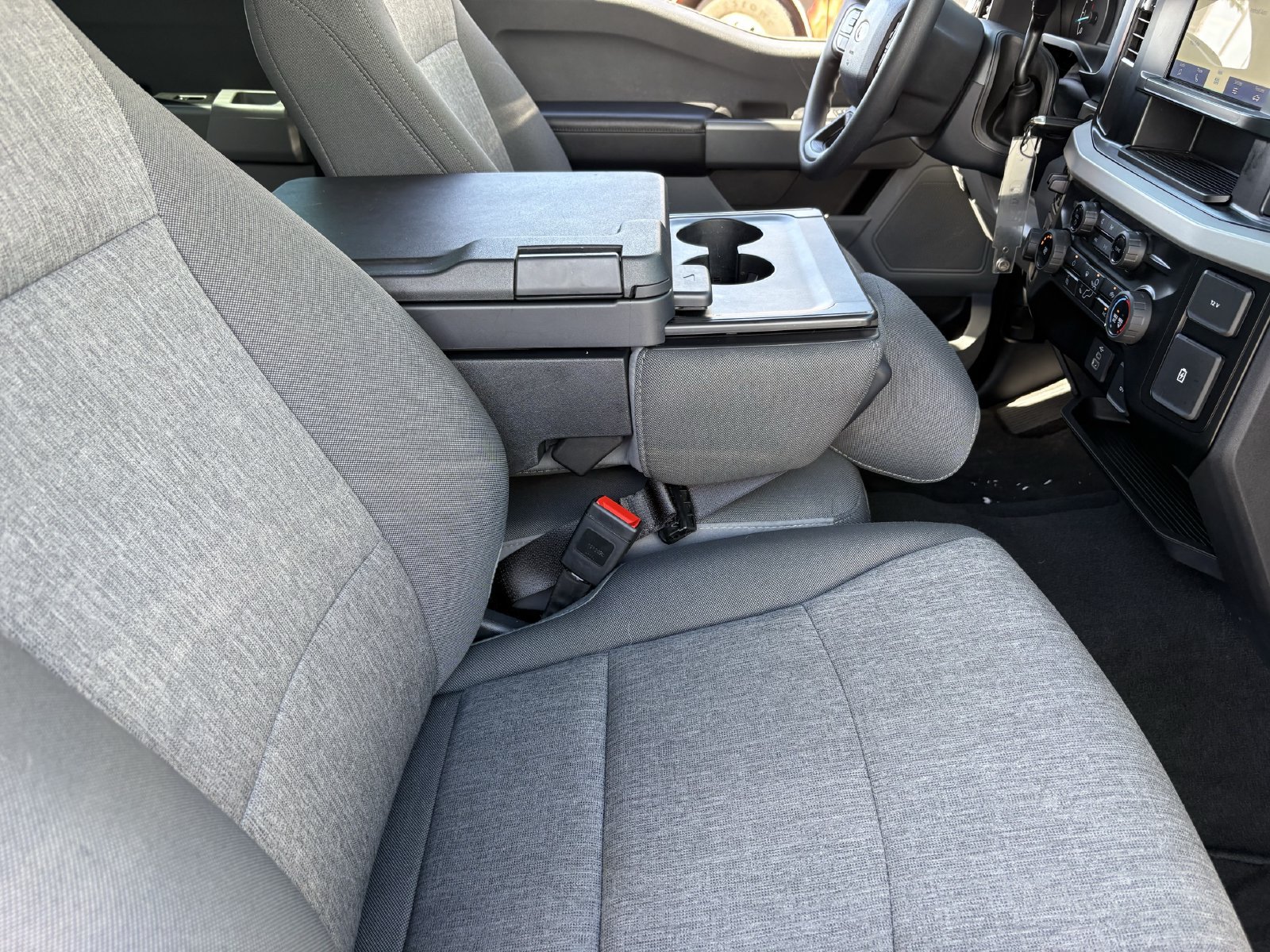 Certified 2024 Ford F250 XL w/ STX Appearance Package AWD/4WD image 13