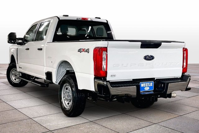 Certified 2023 Ford F250 XL w/ Snow Plow/Camper Package AWD/4WD image 4