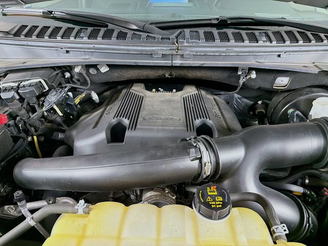 Certified 2019 Ford Expedition Platinum RWD image 38