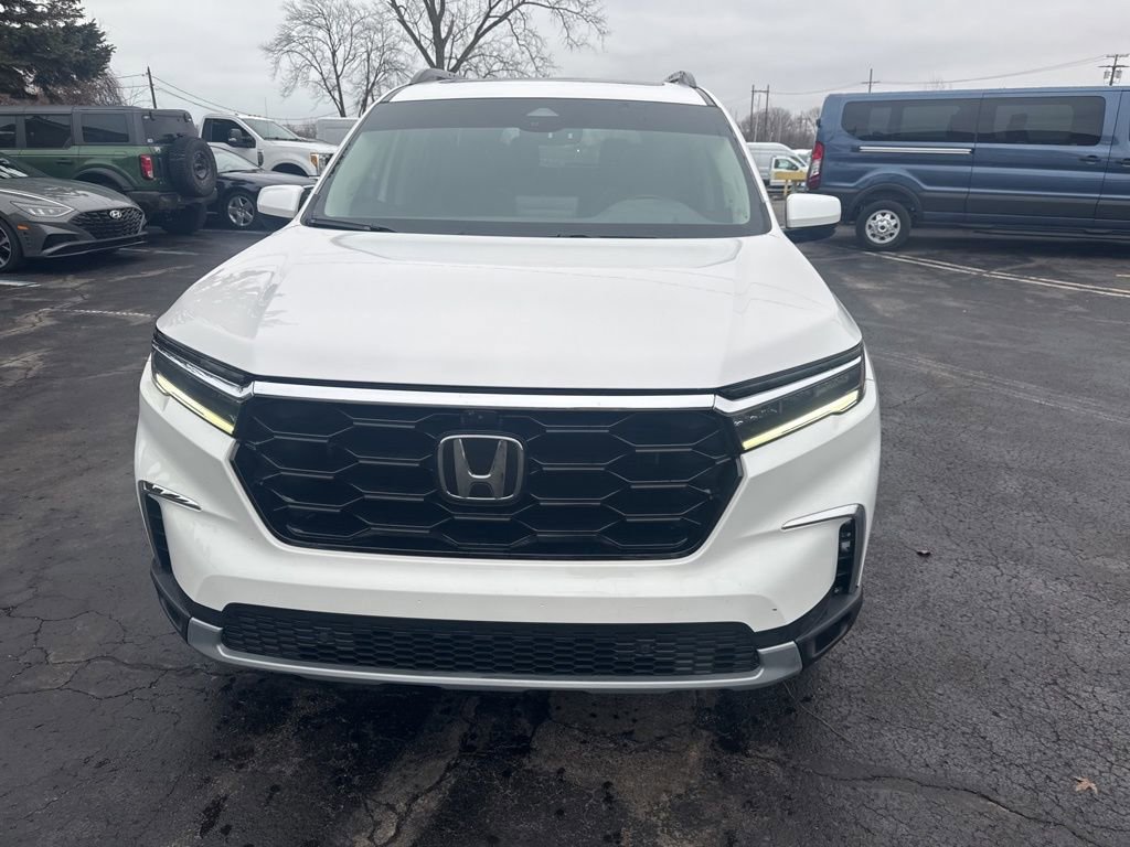 Used 2023 Honda Pilot Elite image 8