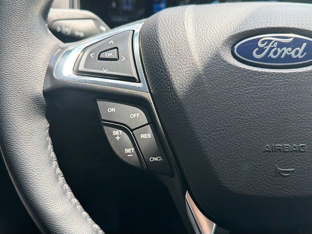 Certified 2024 Ford Edge Titanium AWD/4WD image 12