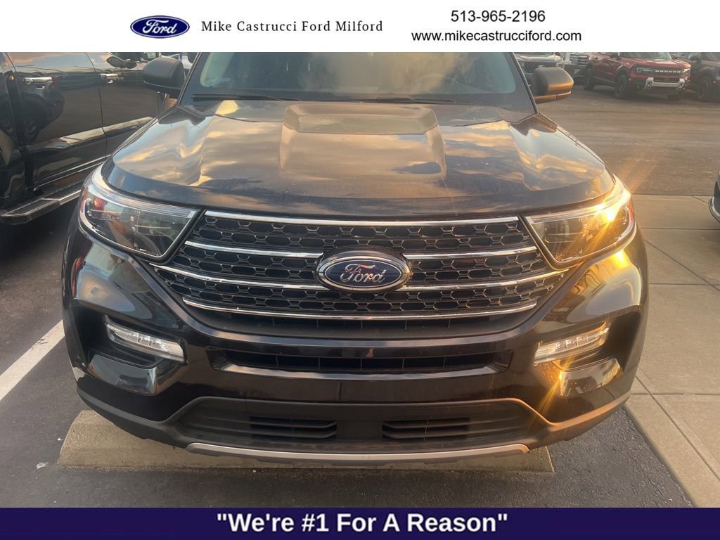 Certified 2021 Ford Explorer XLT w/ Equipment Group 202A image 11