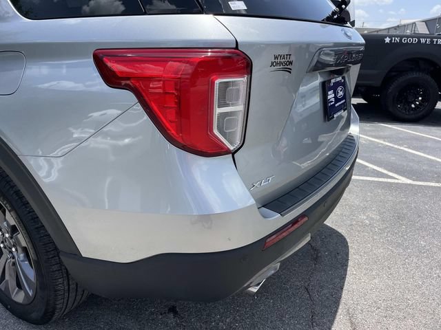 Certified 2024 Ford Explorer XLT w/ Equipment Group 202A AWD/4WD image 11