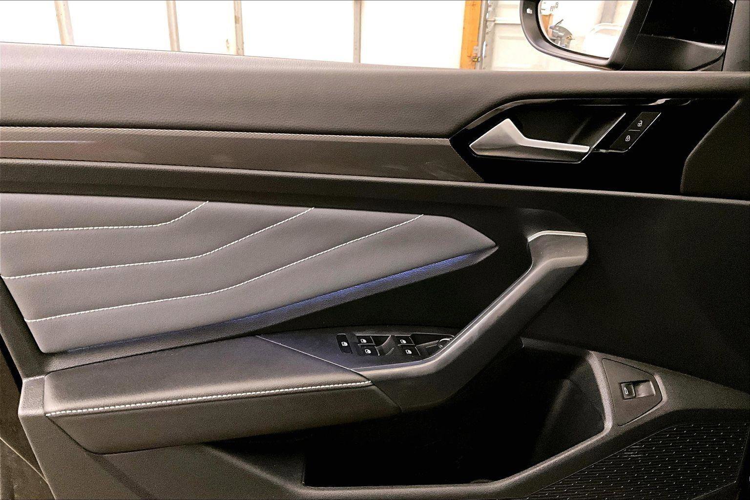 Used 2025 Volkswagen Jetta SEL image 22