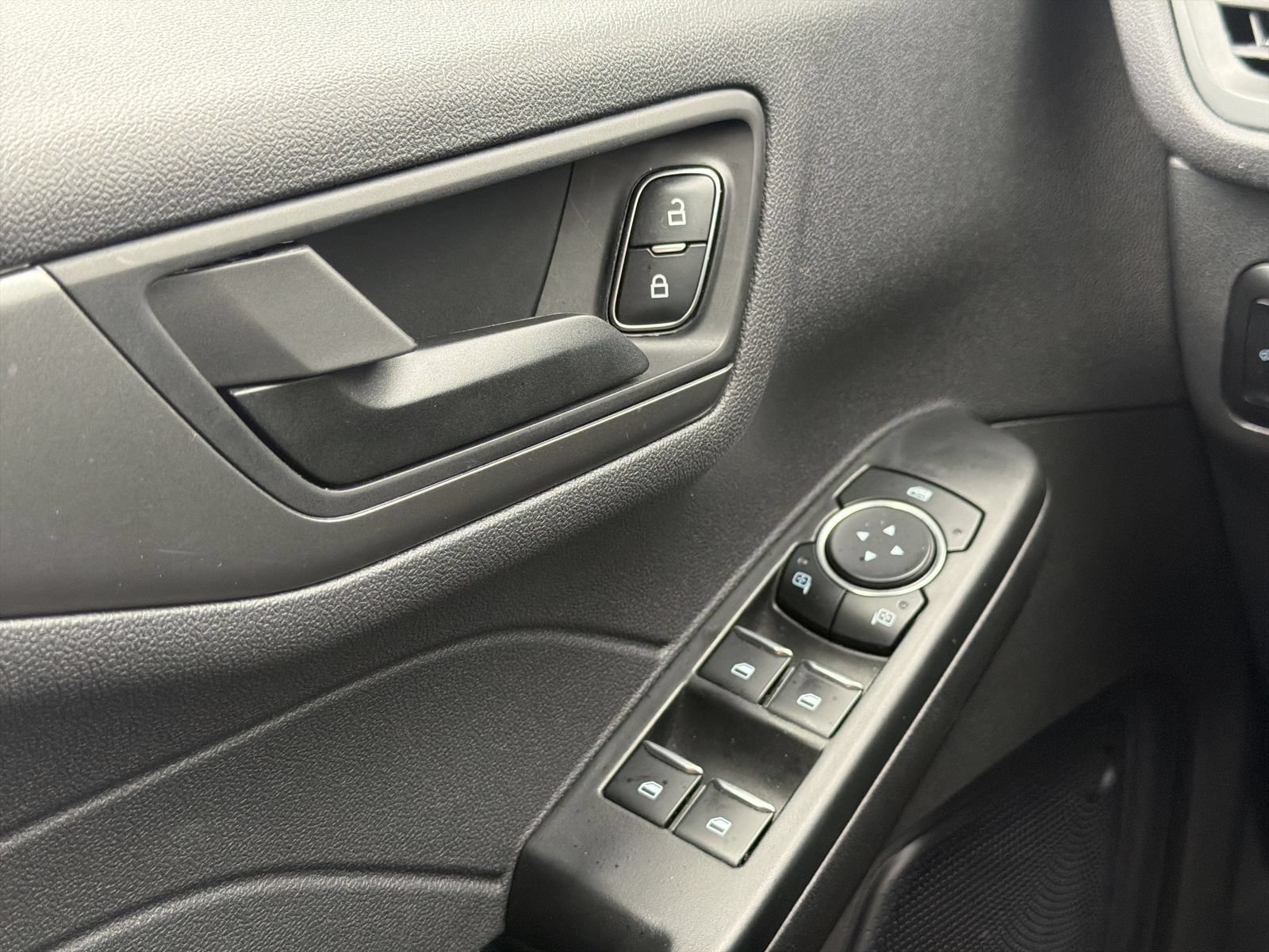Certified 2023 Ford Escape Active AWD/4WD image 24