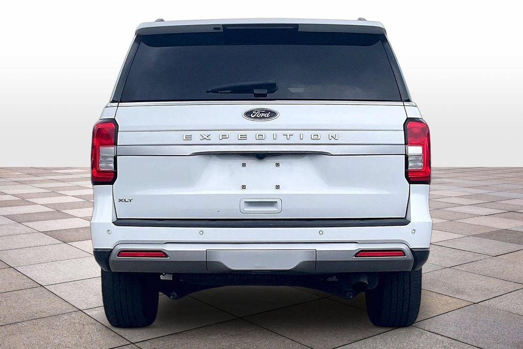 Certified 2022 Ford Expedition XLT RWD image 4