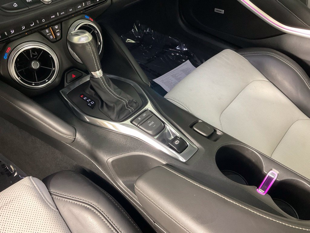 Used 2020 Chevrolet Camaro LT RWD image 18