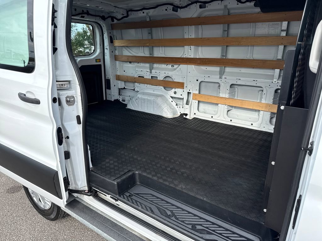 Certified 2023 Ford Transit 250 Low Roof w/ Exterior Upgrade Package image 23