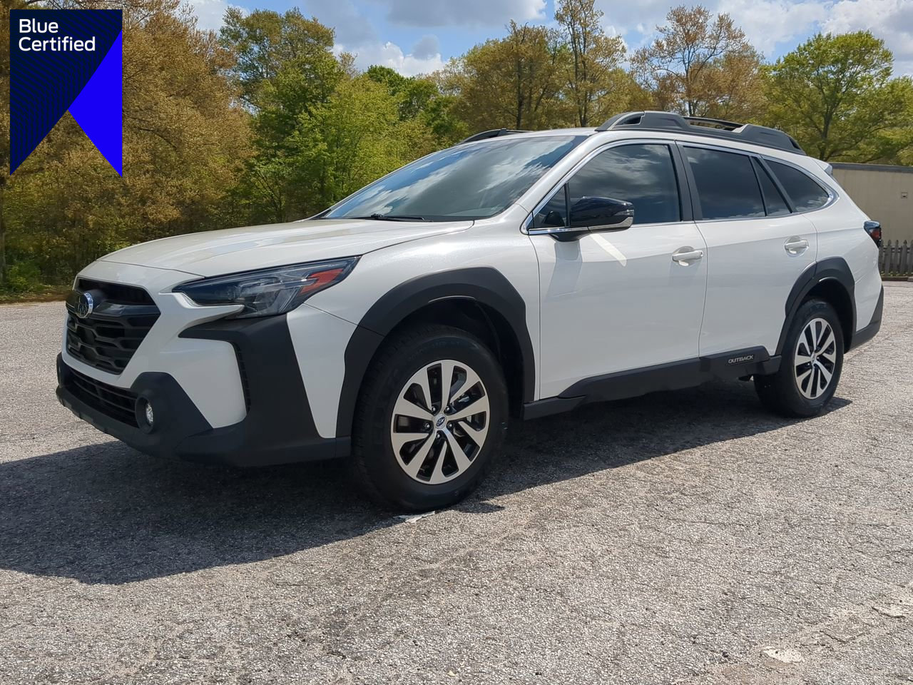 Used 2024 Subaru Outback Premium AWD/4WD image 1