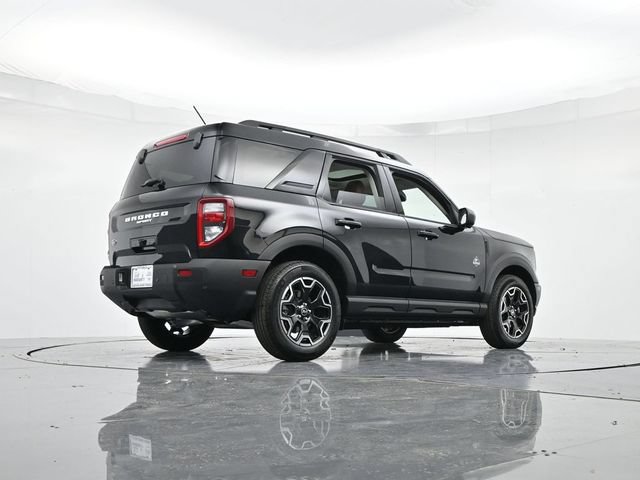 Certified 2025 Ford Bronco Sport Outer Banks w/ Outer Banks Tech Package+ AWD/4WD image 30