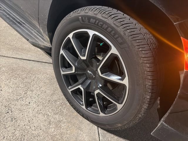 Used 2021 Chevrolet Tahoe RST w/ Rear Media and Nav Package image 4