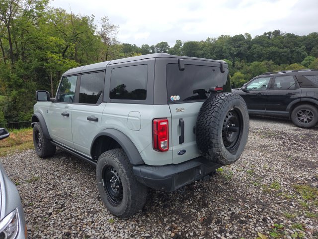 Certified 2022 Ford Bronco Black Diamond AWD/4WD image 4