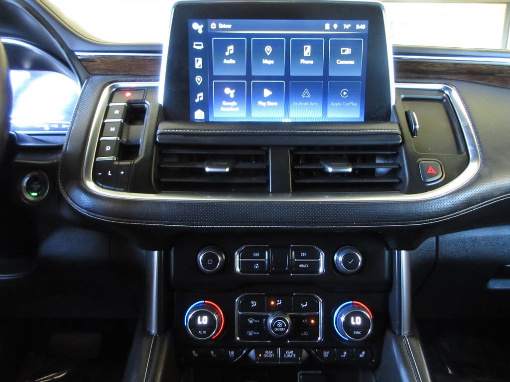 Used 2023 Chevrolet Suburban Premier AWD/4WD image 20