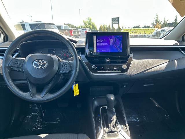 Used 2025 Toyota Corolla LE FWD image 7