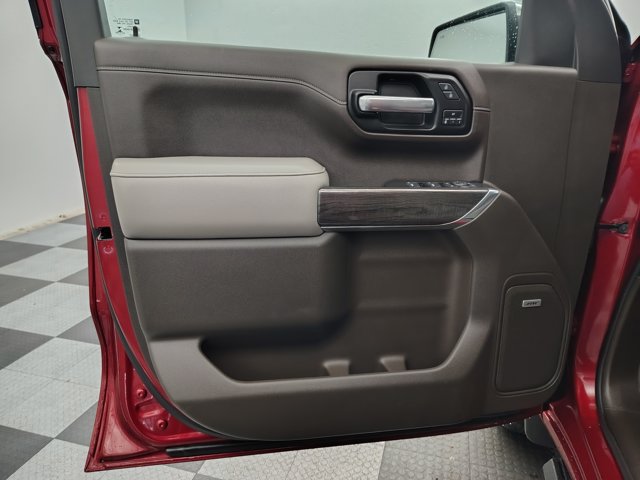 Used 2019 Chevrolet Silverado 1500 LTZ w/ LTZ Premium Package AWD/4WD image 24