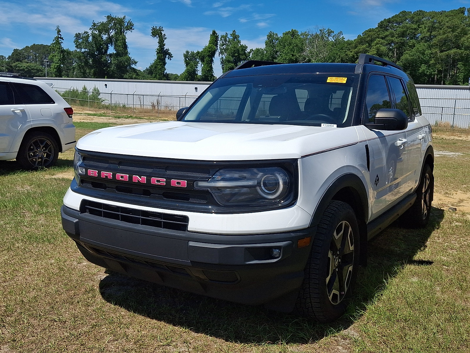 Certified 2022 Ford Bronco Sport Outer Banks w/ Tech Package AWD/4WD image 3