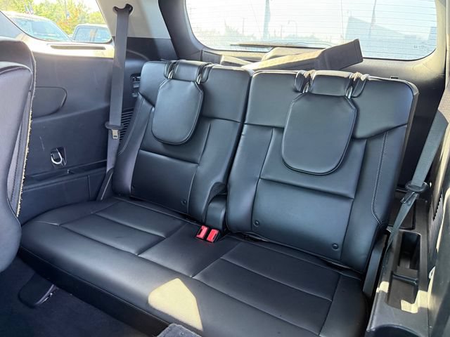 Certified 2024 Ford Explorer Limited w/ Limited Technology Package AWD/4WD image 10