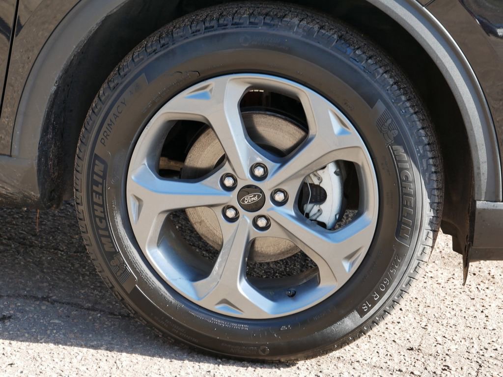 Certified 2025 Ford Escape ST-Line image 7