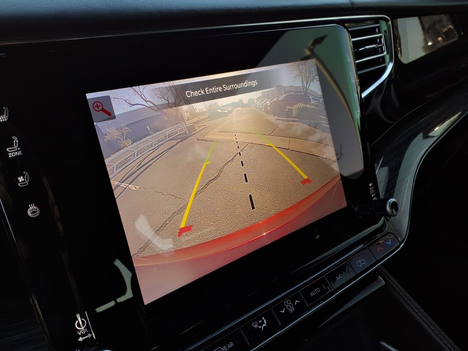 Used 2022 Jeep Wagoneer Series III w/ Flexible Seating Group image 21