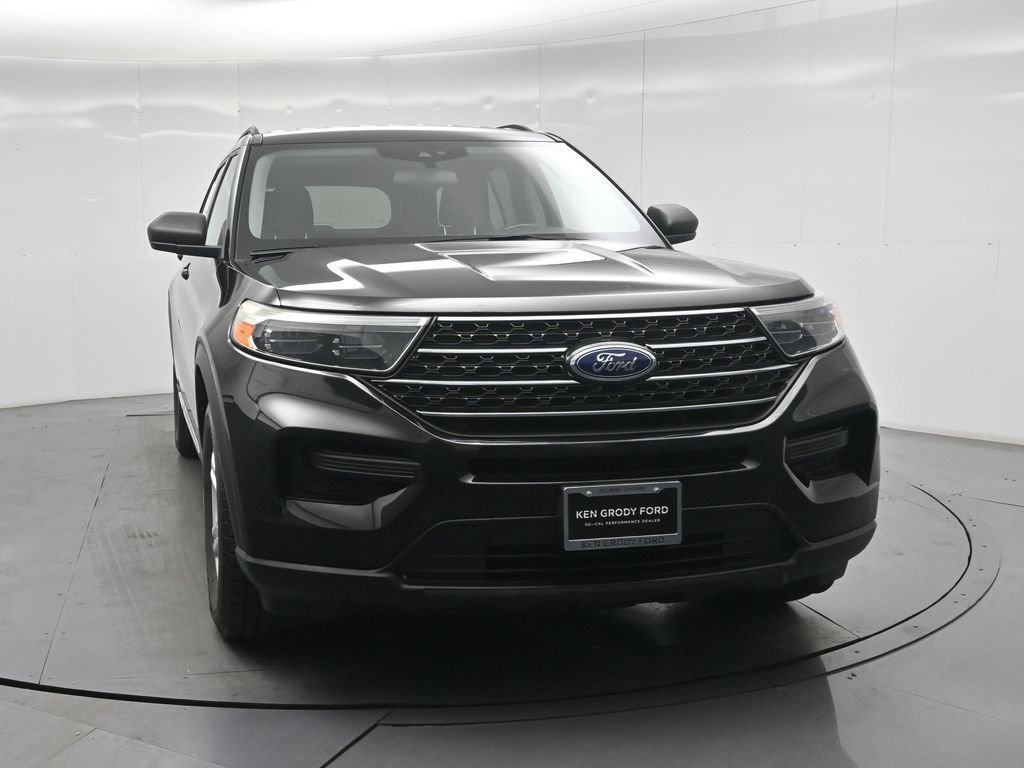 Certified 2022 Ford Explorer XLT RWD image 44