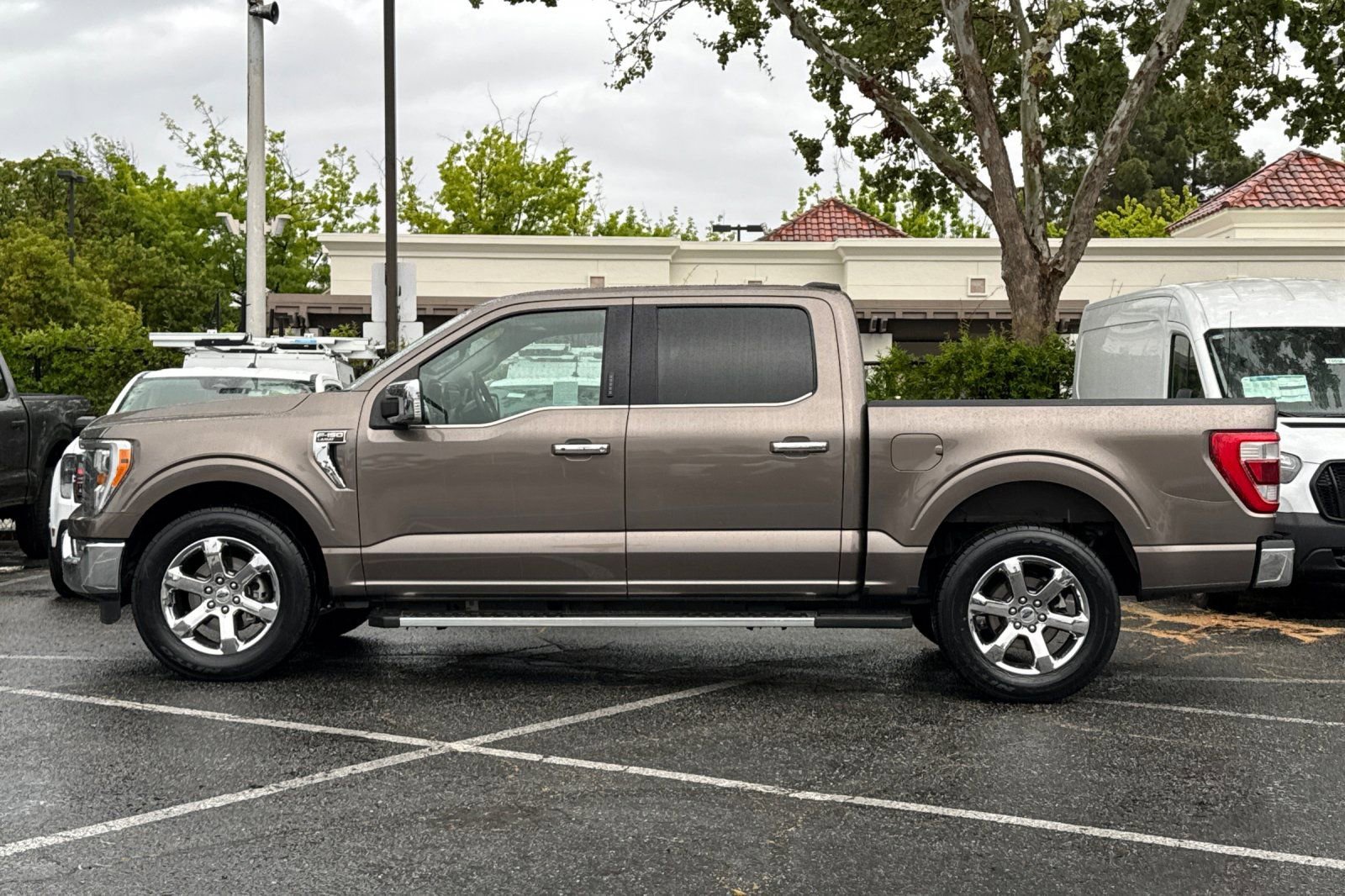 Certified 2022 Ford F150 Lariat RWD image 8