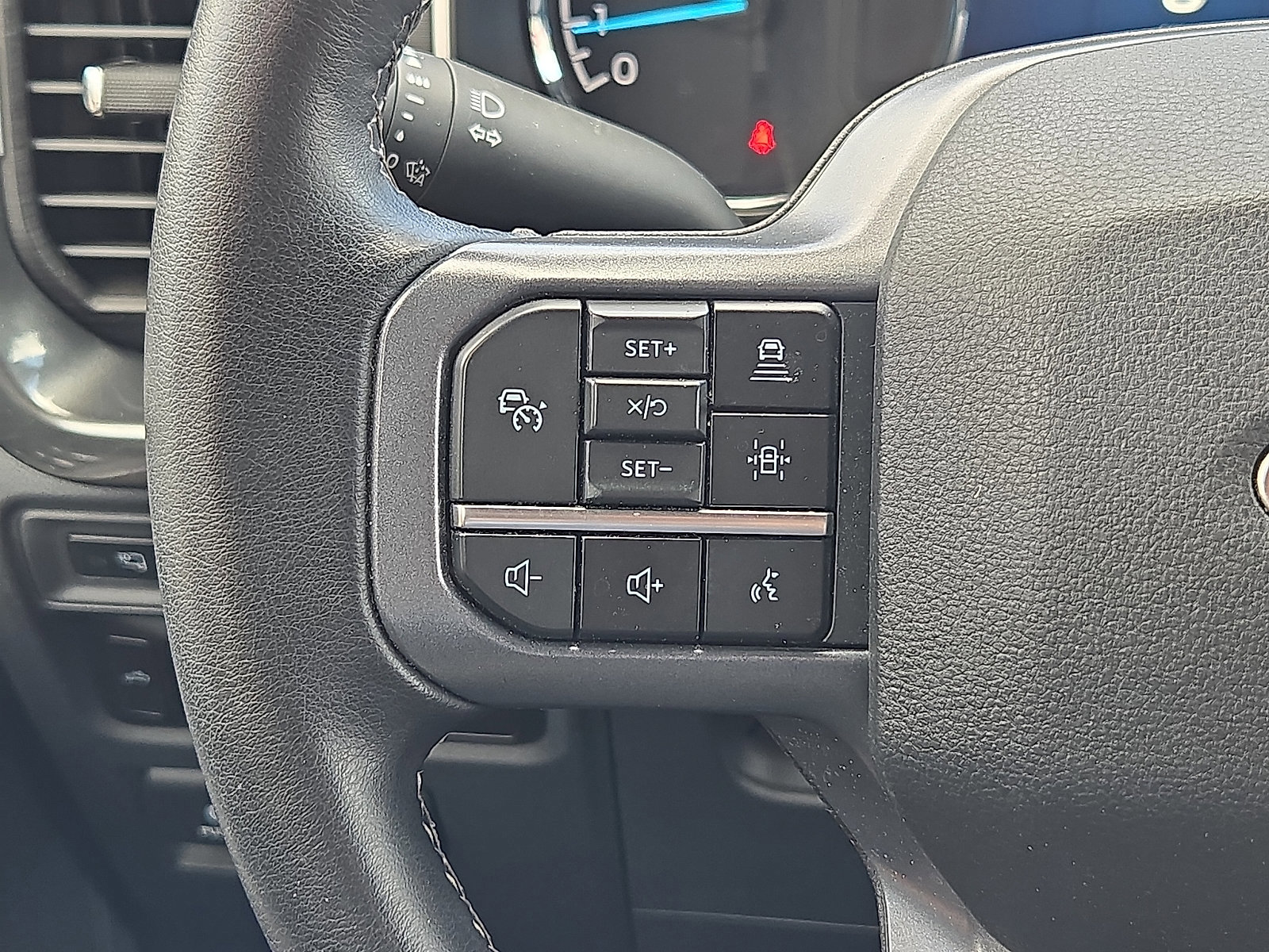 Certified 2023 Ford F150 XLT w/ Equipment Group 302A High image 24