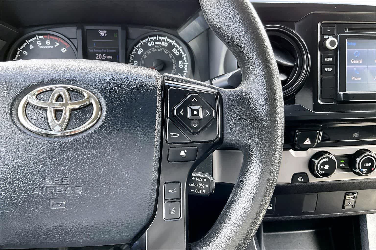 Used 2018 Toyota Tacoma SR5 RWD image 25