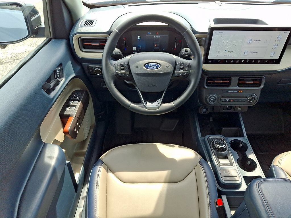 Certified 2025 Ford Maverick Lariat w/ 4K Tow Package AWD/4WD image 11