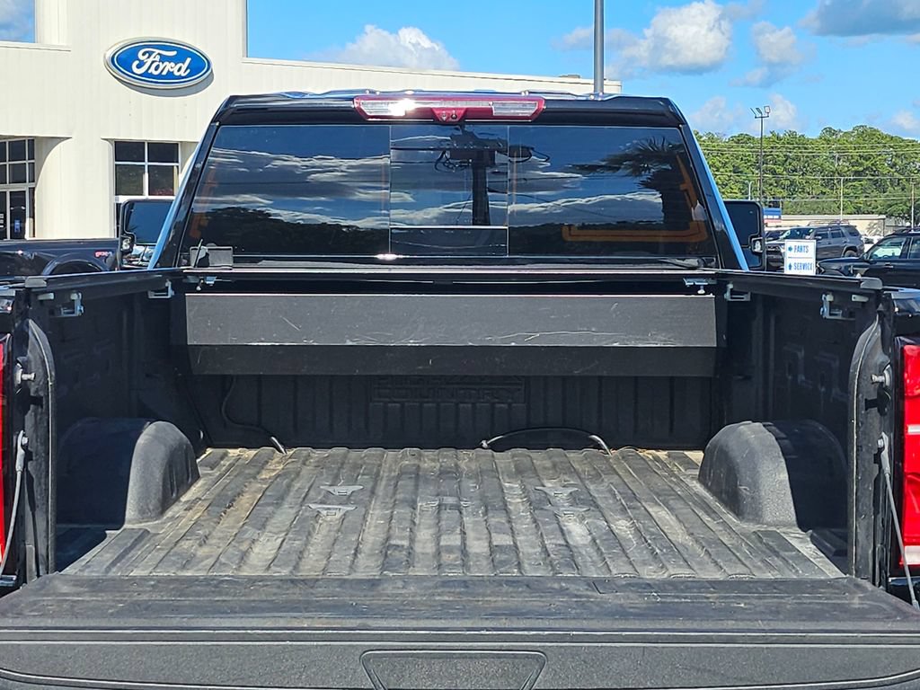 Used 2024 Chevrolet Silverado 2500 High Country w/ High Country Premium Package AWD/4WD image 15