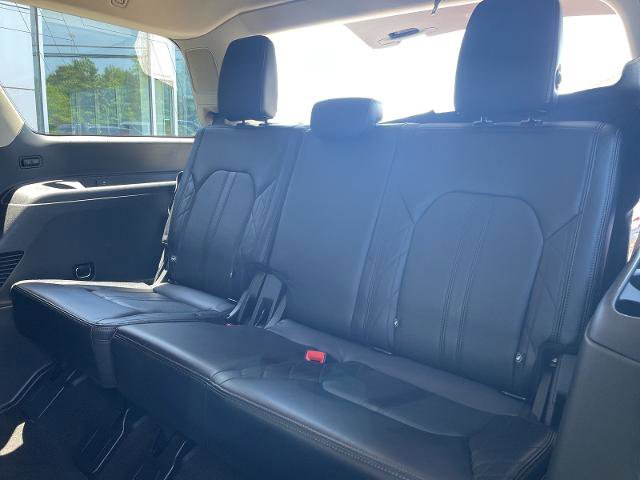Certified 2019 Ford Expedition Platinum AWD/4WD image 10