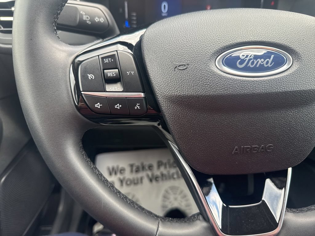 Certified 2023 Ford Escape Active AWD/4WD image 32