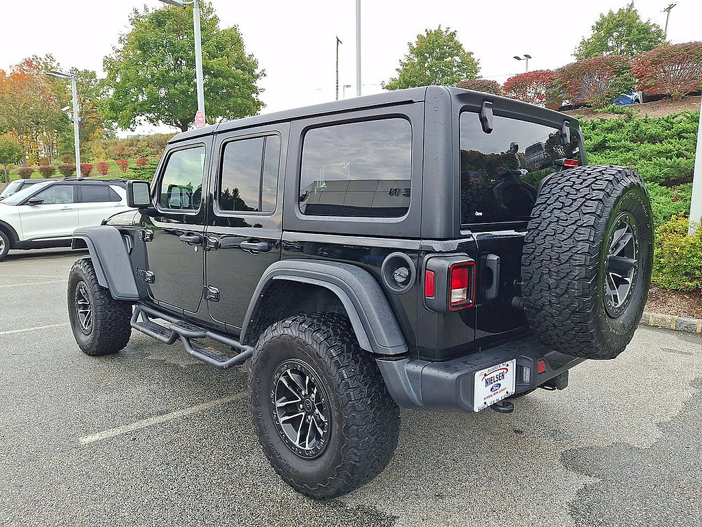 Used 2024 Jeep Wrangler Unlimited Sport AWD/4WD image 20