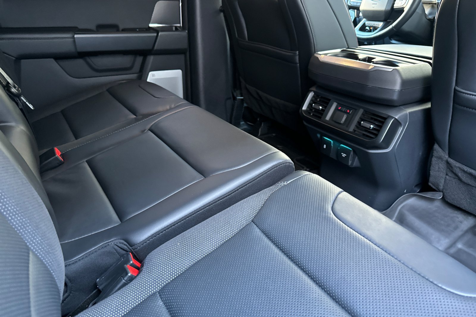 Certified 2025 Ford F150 Raptor AWD/4WD image 17