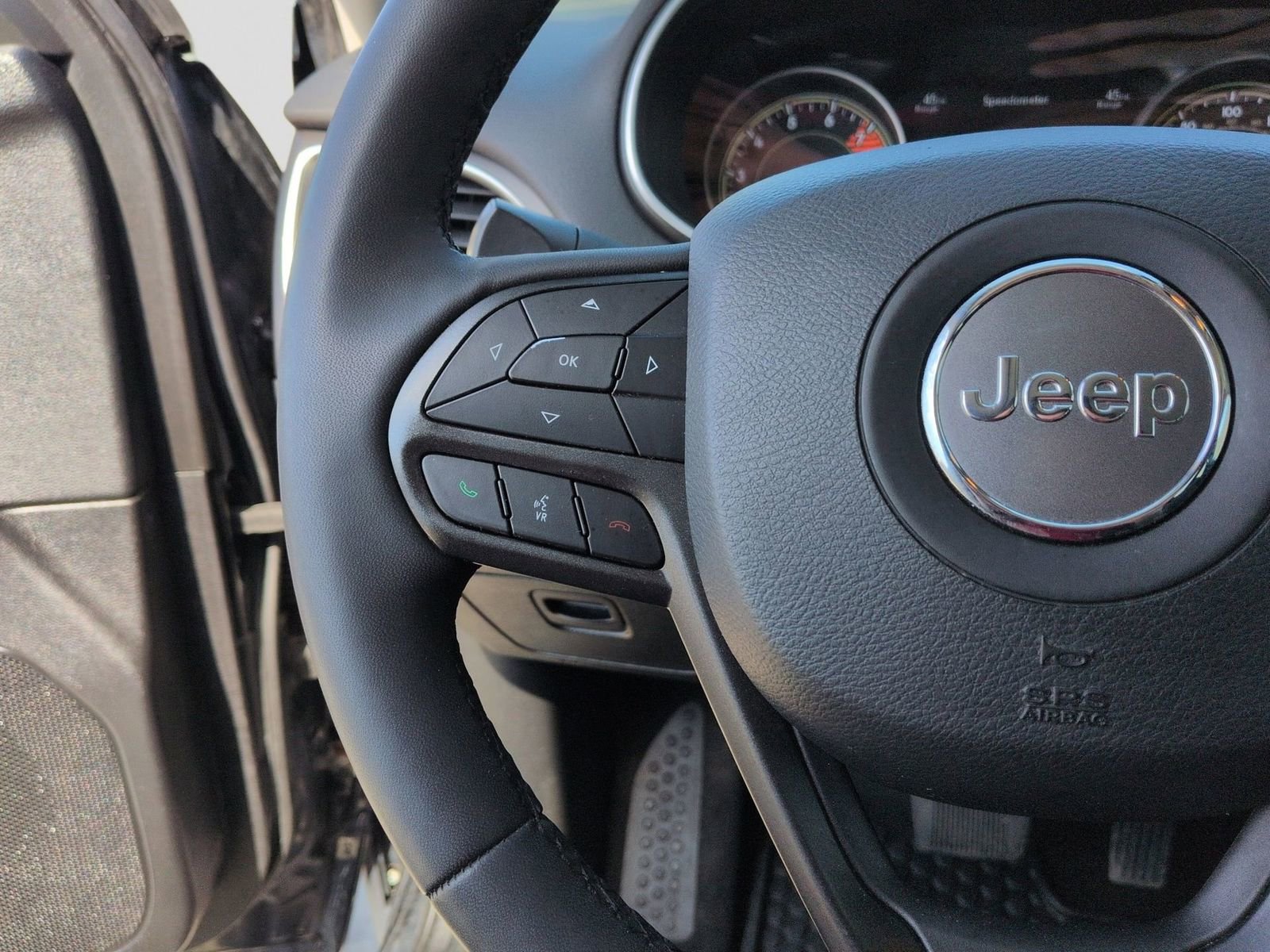 Used 2021 Jeep Cherokee Trailhawk image 31