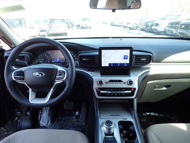 Certified 2023 Ford Explorer XLT image 19