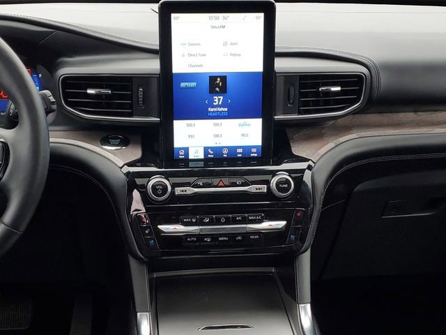 Certified 2023 Ford Explorer Platinum w/ Technology Package image 29