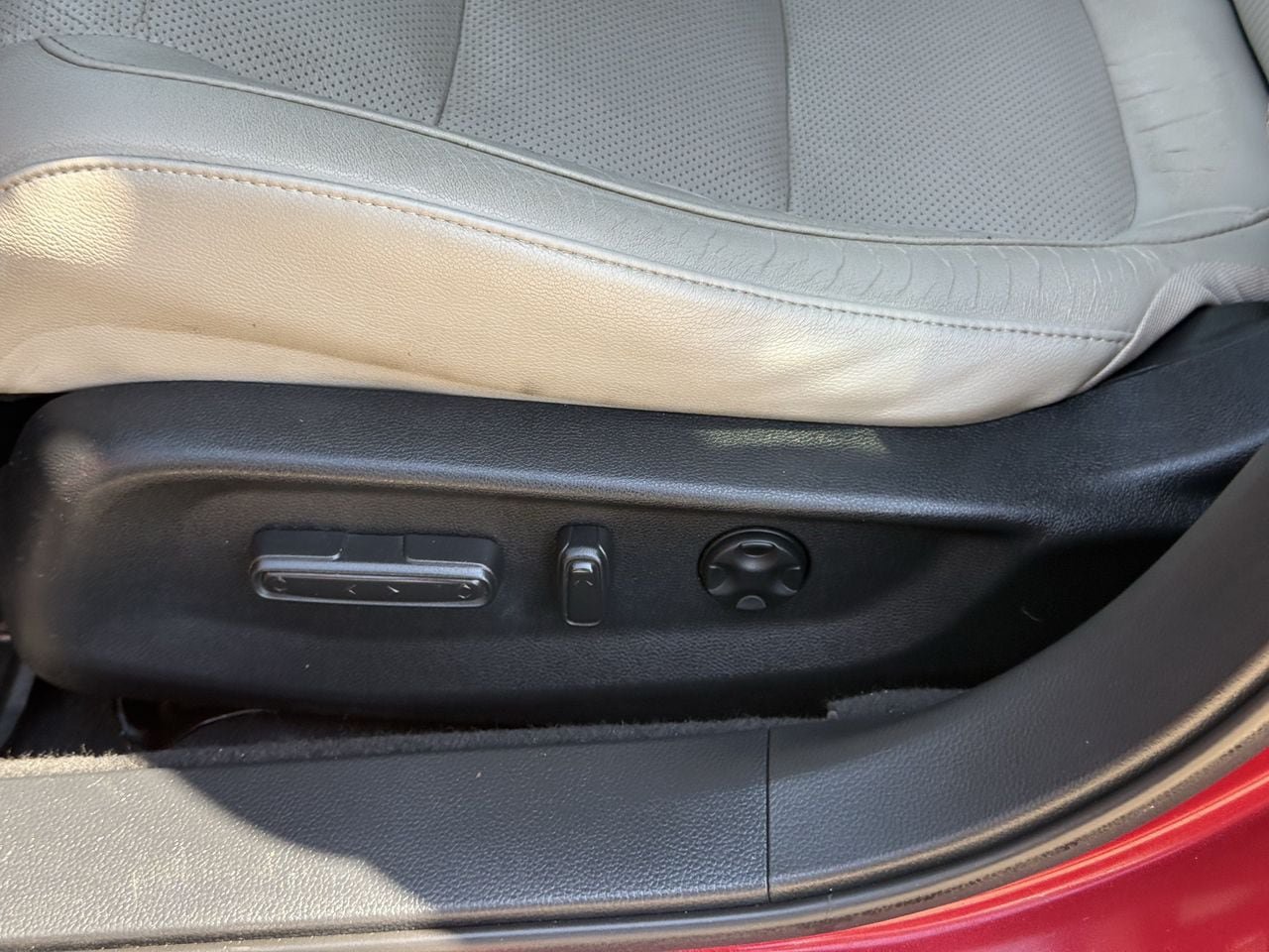 Used 2018 Honda Accord EX-L image 26
