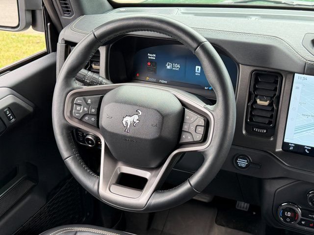 Certified 2025 Ford Bronco Badlands AWD/4WD image 16