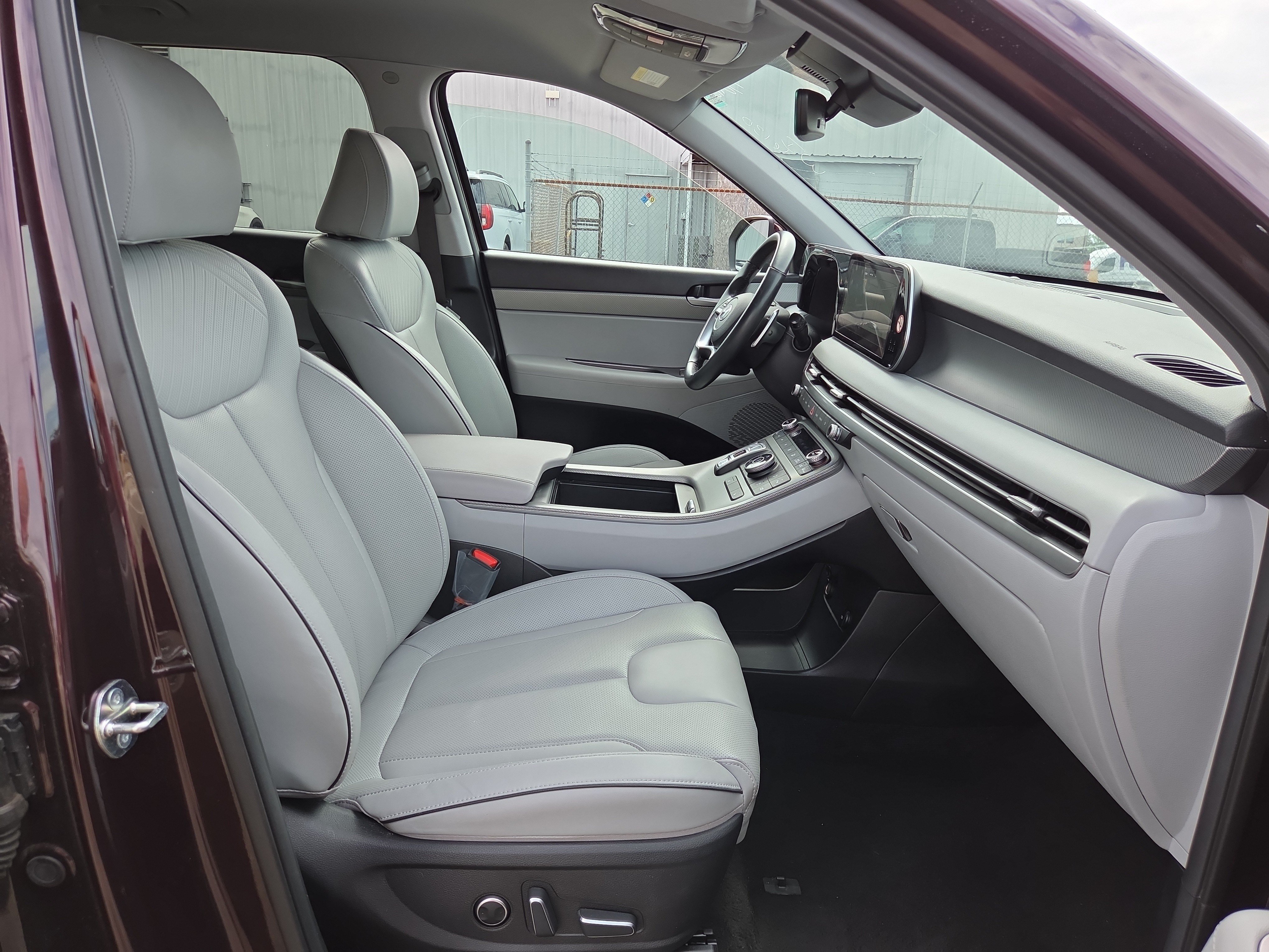 Used 2025 Hyundai Palisade SEL AWD/4WD image 17