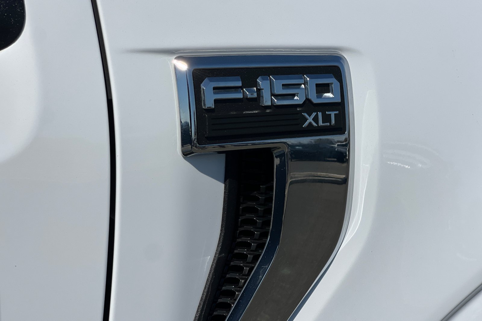 Certified 2023 Ford F150 XLT w/ Equipment Group 301A Mid AWD/4WD image 25