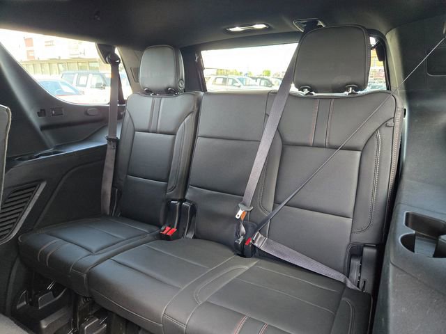Used 2022 Chevrolet Tahoe RST AWD/4WD image 10