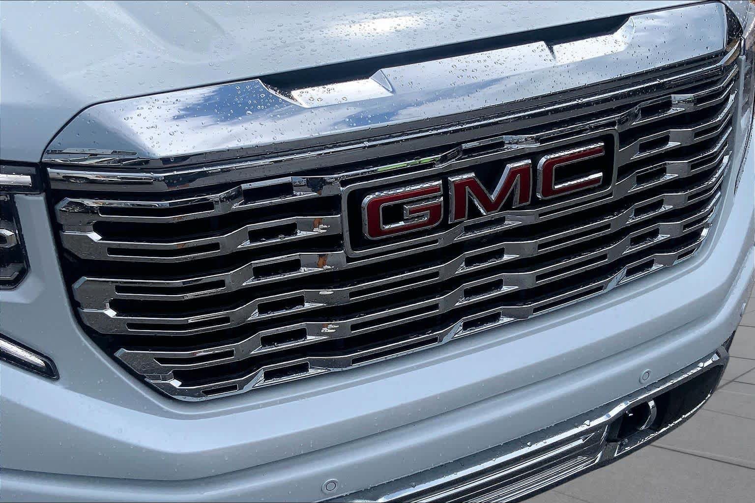 Used 2026 GMC Sierra 1500 Denali w/ Denali Reserve Package AWD/4WD image 30