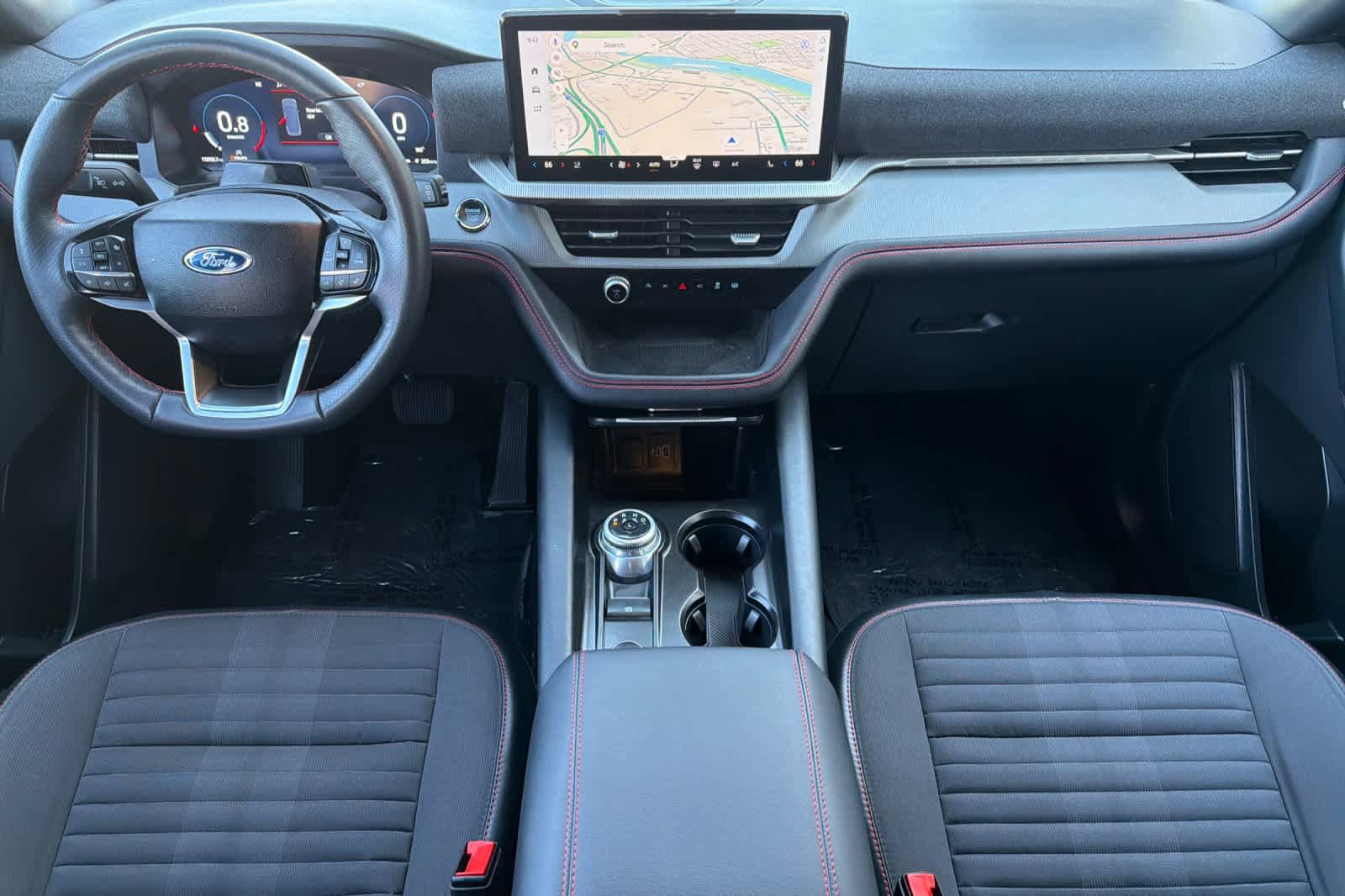 Certified 2025 Ford Explorer ST-Line w/ ST-Line Street Pack AWD/4WD image 3