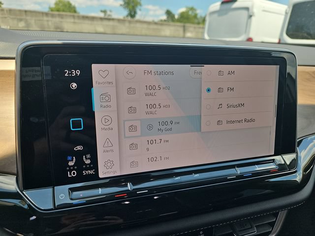 Used 2024 Volkswagen Atlas SE FWD image 24
