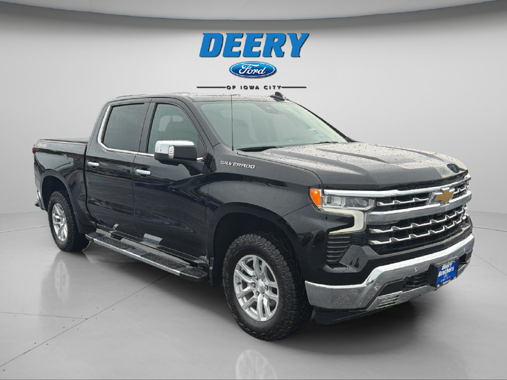 Used 2022 Chevrolet Silverado 1500 LTZ w/ LTZ Premium Package AWD/4WD image 16
