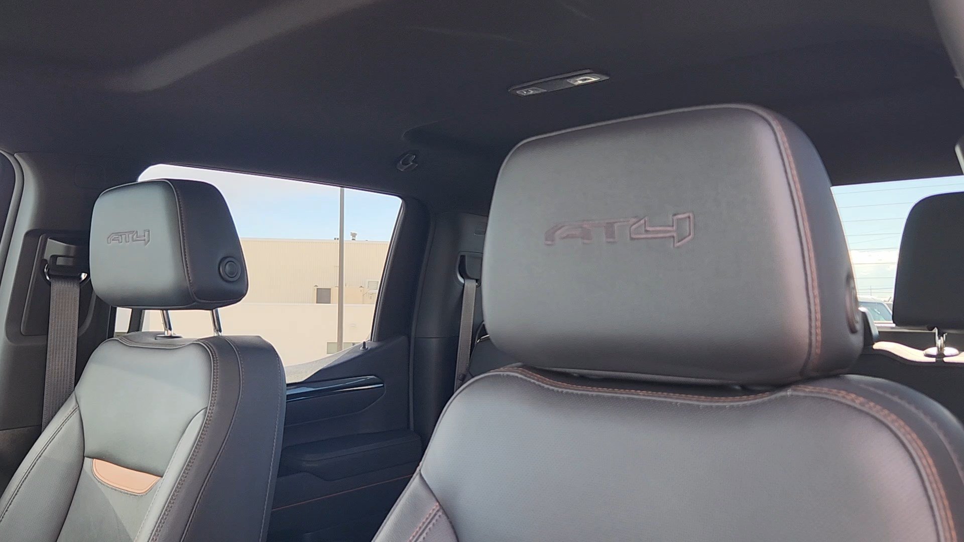Used 2025 GMC Sierra 1500 AT4 AWD/4WD image 10