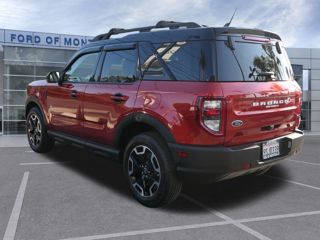 Certified 2023 Ford Bronco Sport Outer Banks w/ Tech Package AWD/4WD image 7